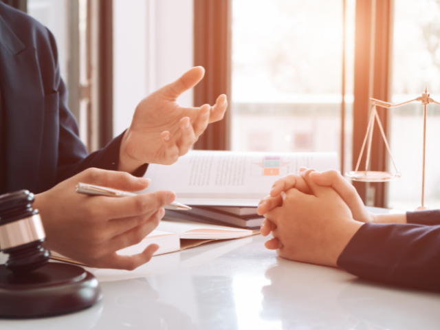 融資の返済期限が迫っていますが大丈夫ですか？新規取扱商品の候補としてイナズマガードは最適です。